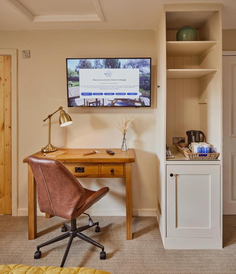 Full Moon Rudge Hotel 4*